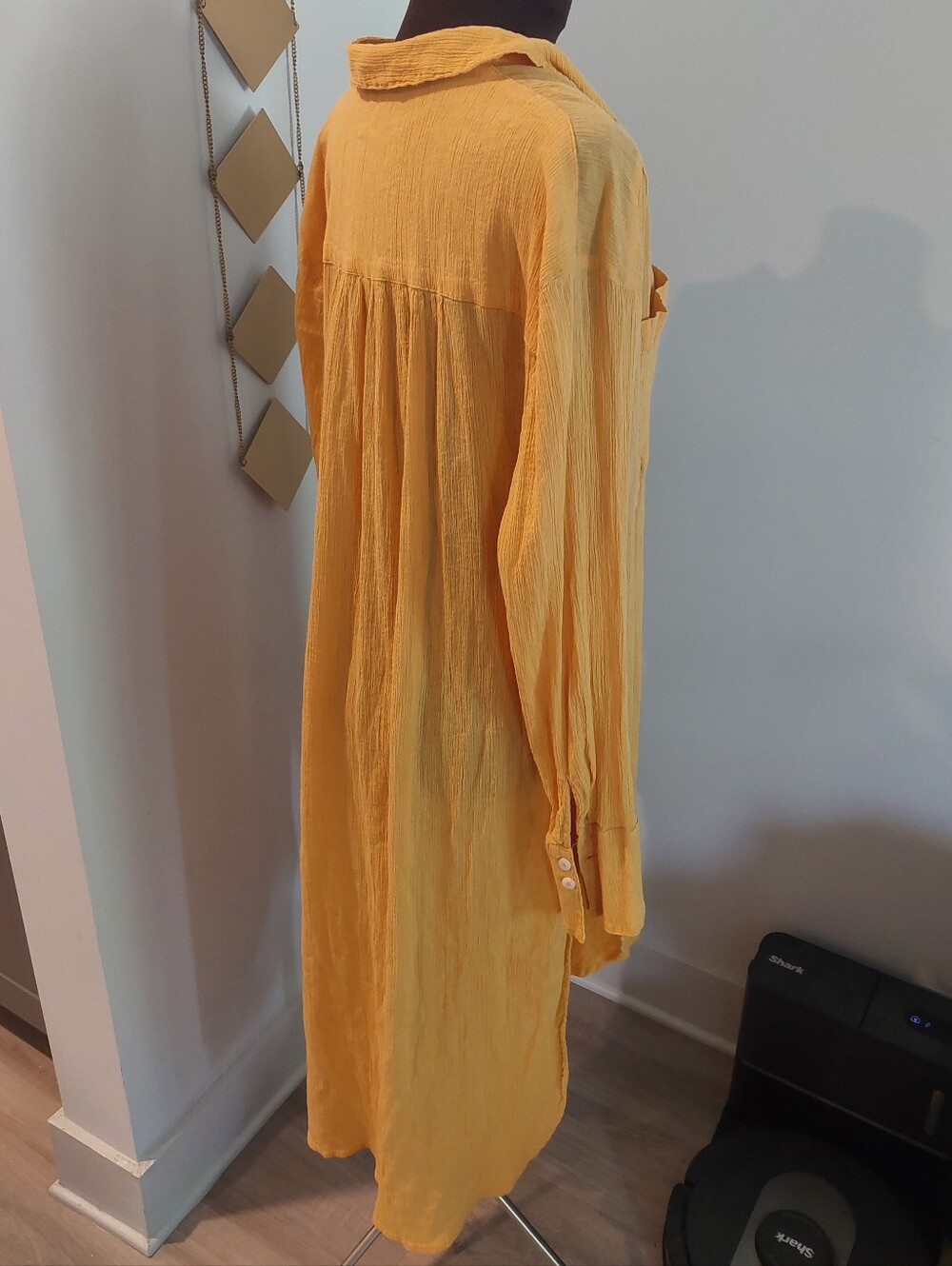 Golden Tunic - Picture 2 of 5